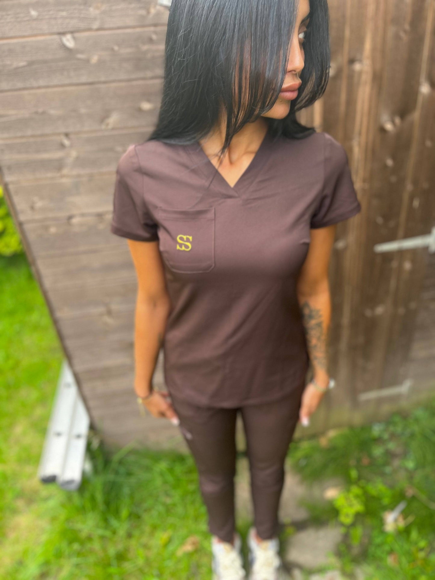 Chocolate V neck 🤎 - [Swanky sets