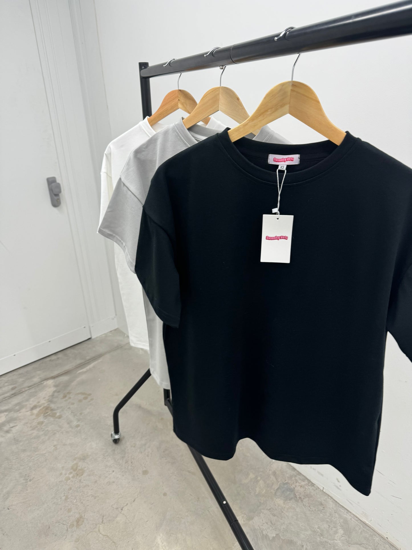 Limited edition Swanky oversized T-Shirts š