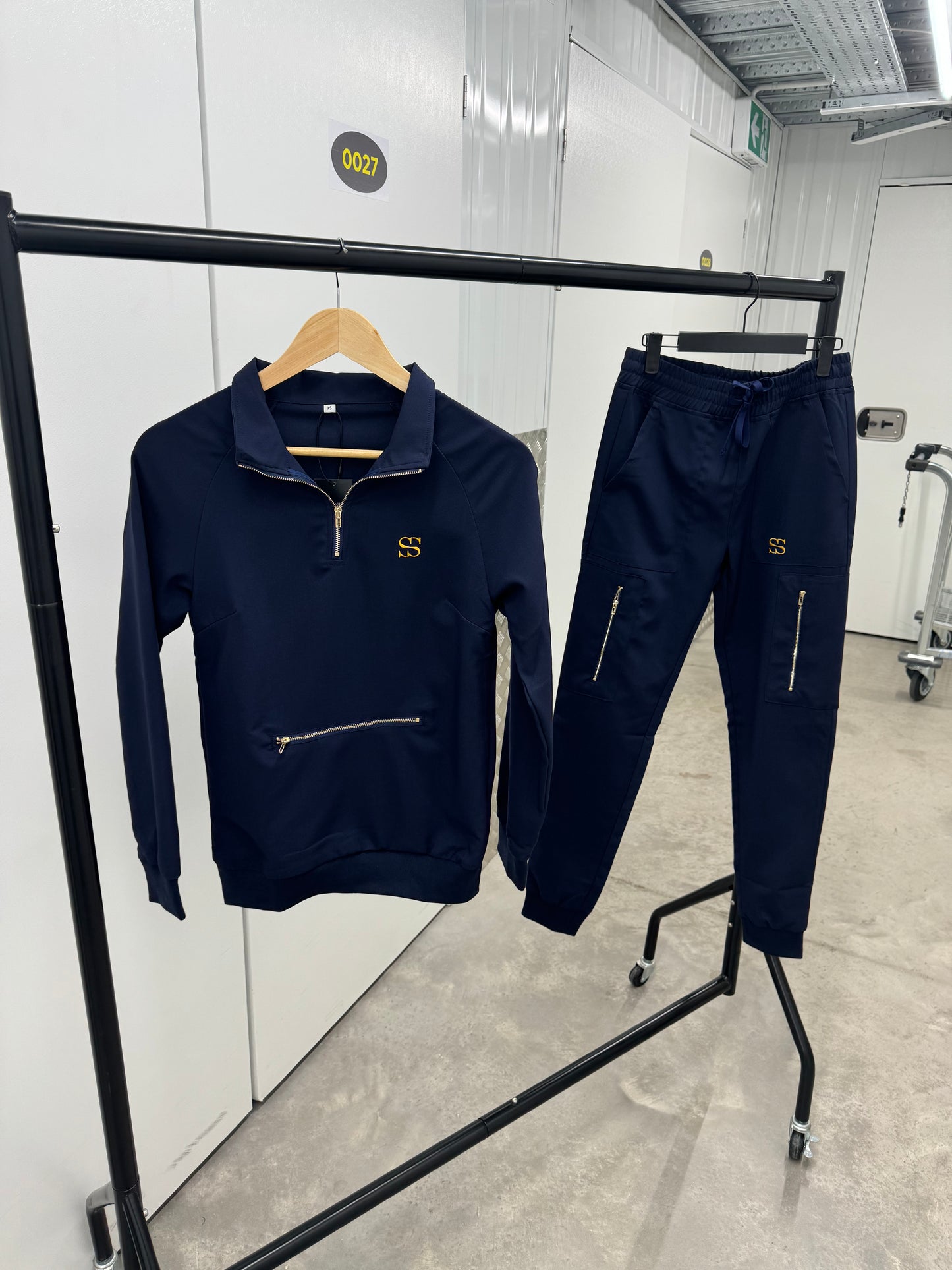 Navy long sleeve scrub set