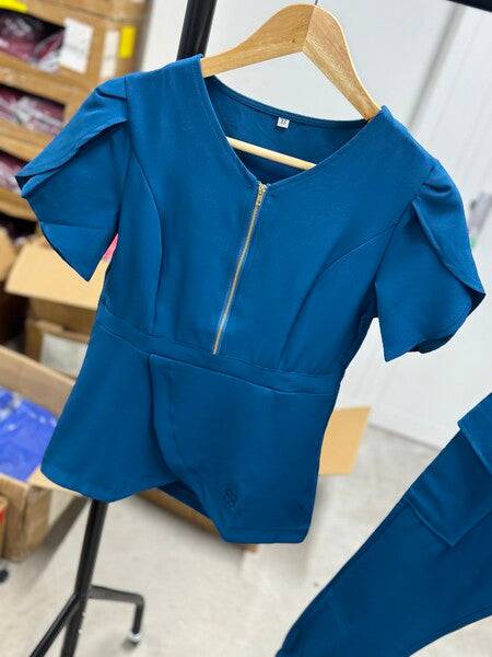 Teal Lady Deluxe Set Top