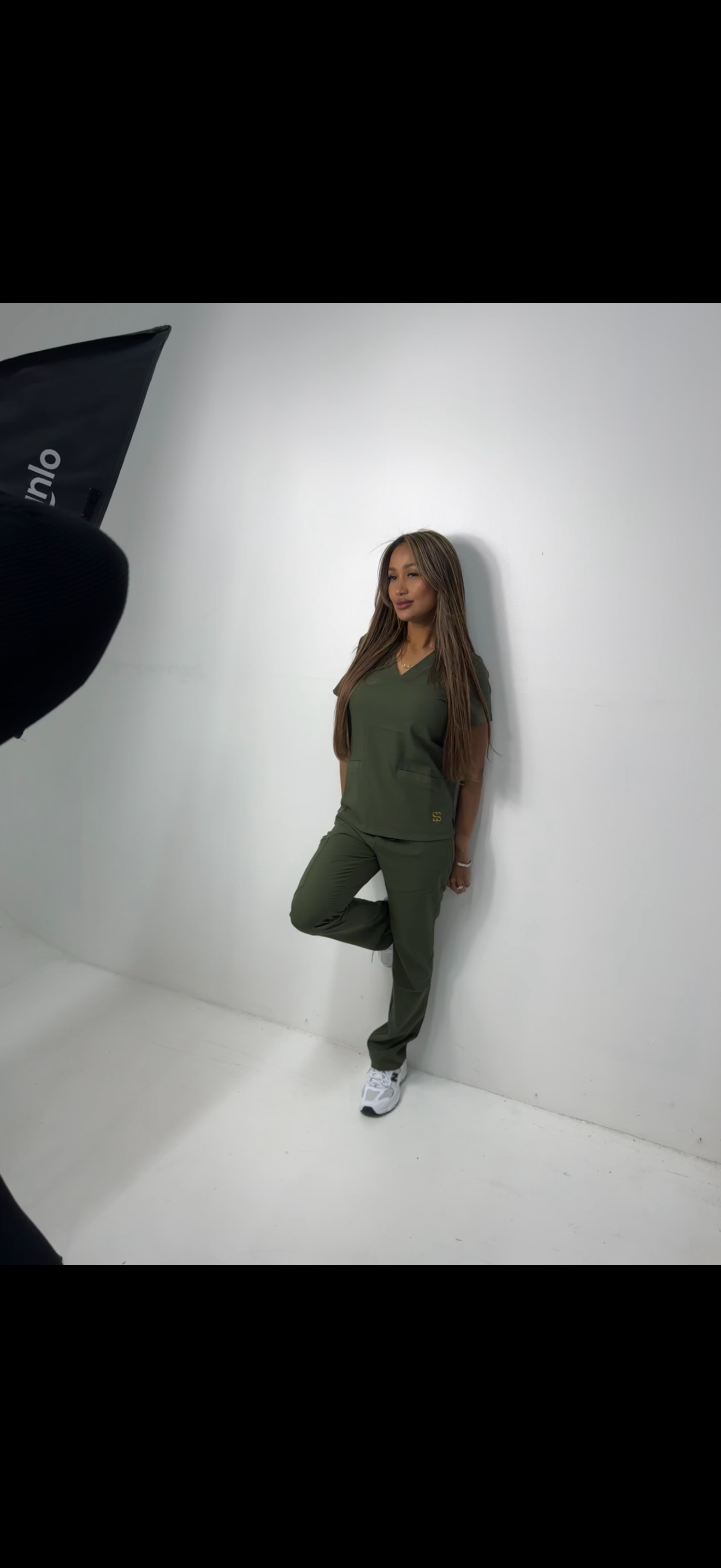 Fern V neck set