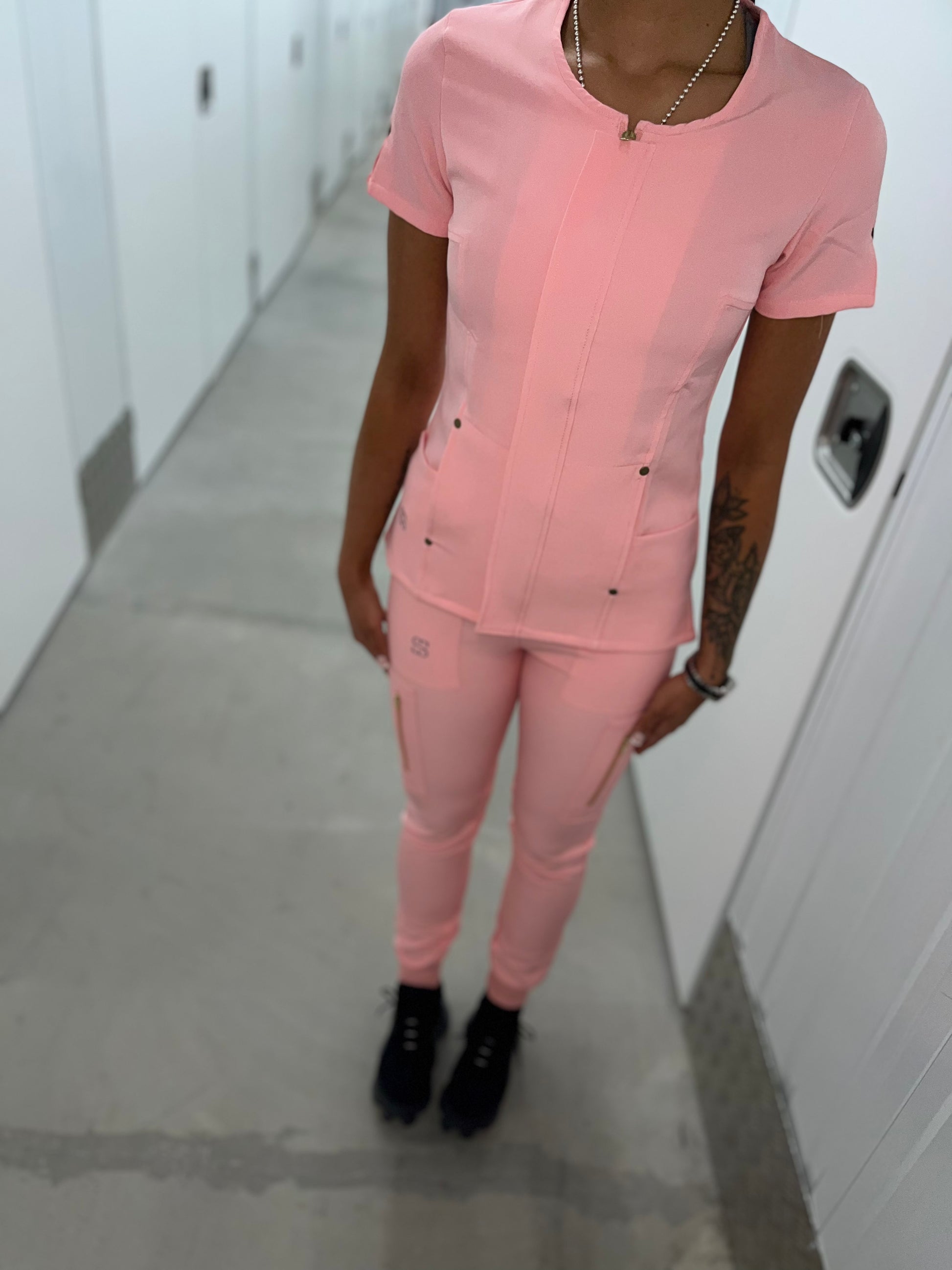 Bubblegum pink luxury salon uniform - [Swanky sets