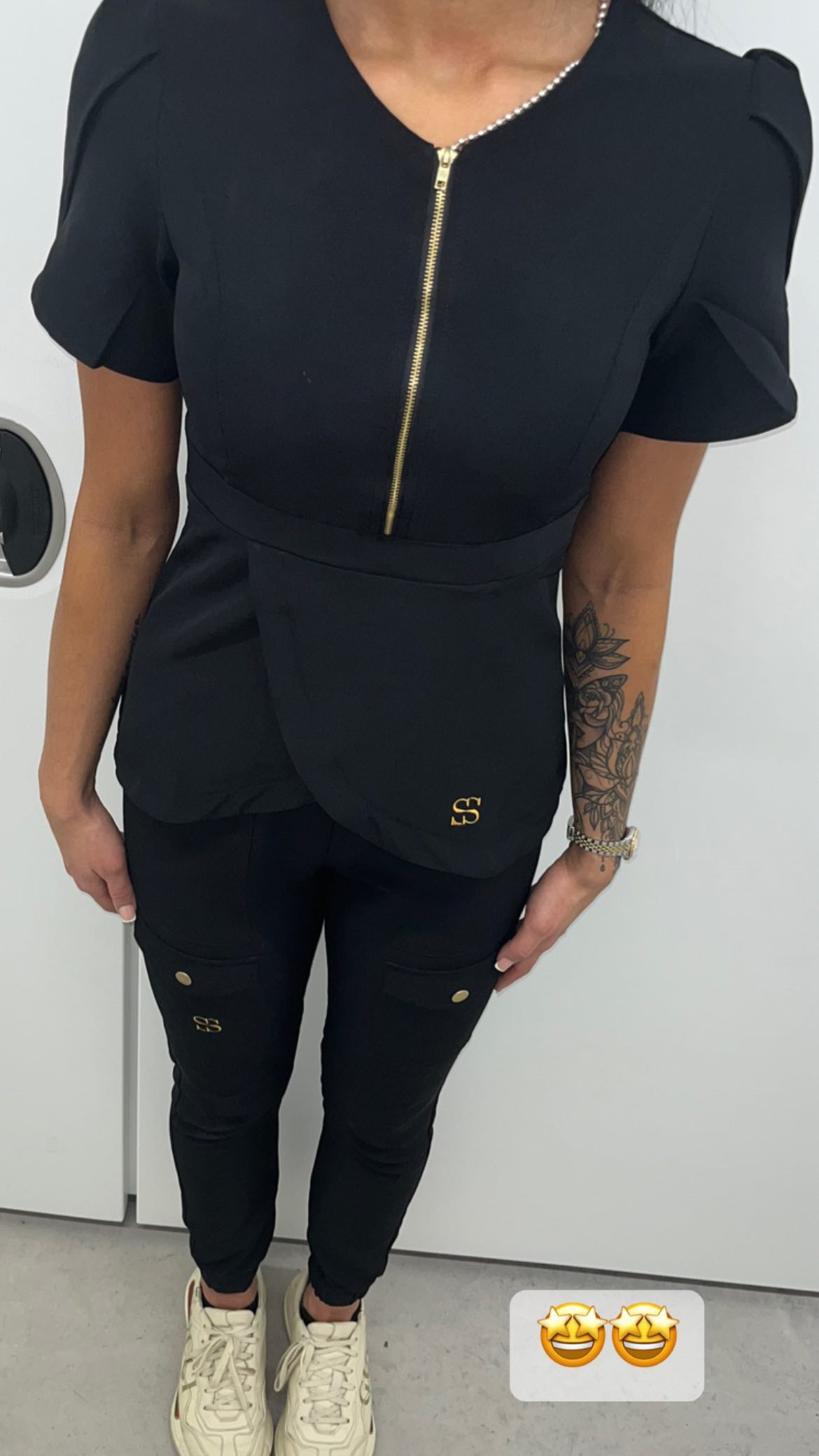 Black Deluxe Top